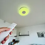Nasa Wohnen Zentrum * 克雷费尔德