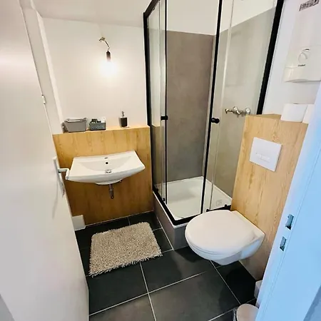 Nasa Wohnen Zentrum *