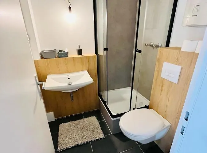 Nasa Wohnen Zentrum *